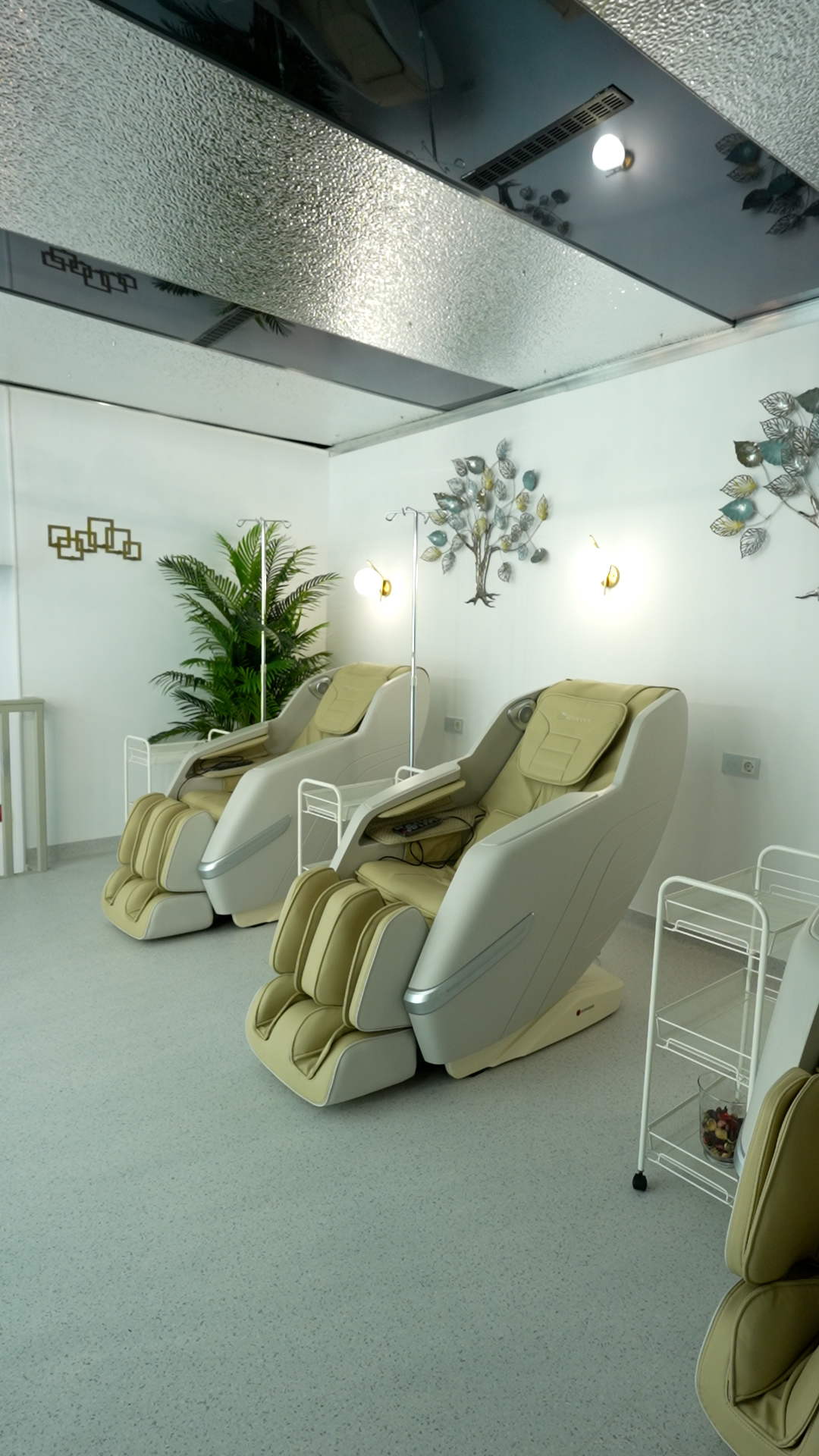 Salon perfuzii cu scaune de masaj