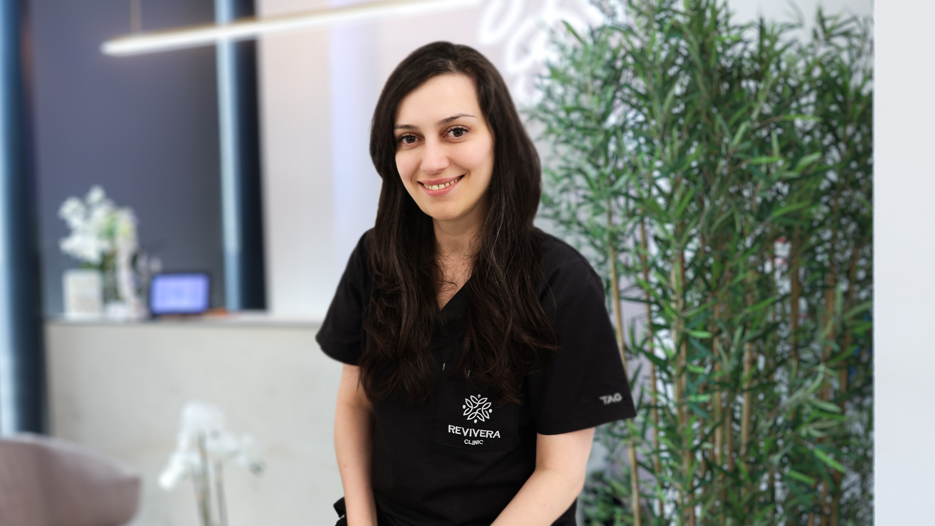 Dr. Raluca Dochiu